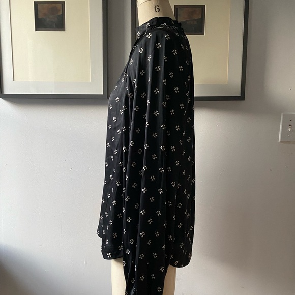 Gap Silk Mockneck Blouse, | Size S Tall - Picture 2 of 7